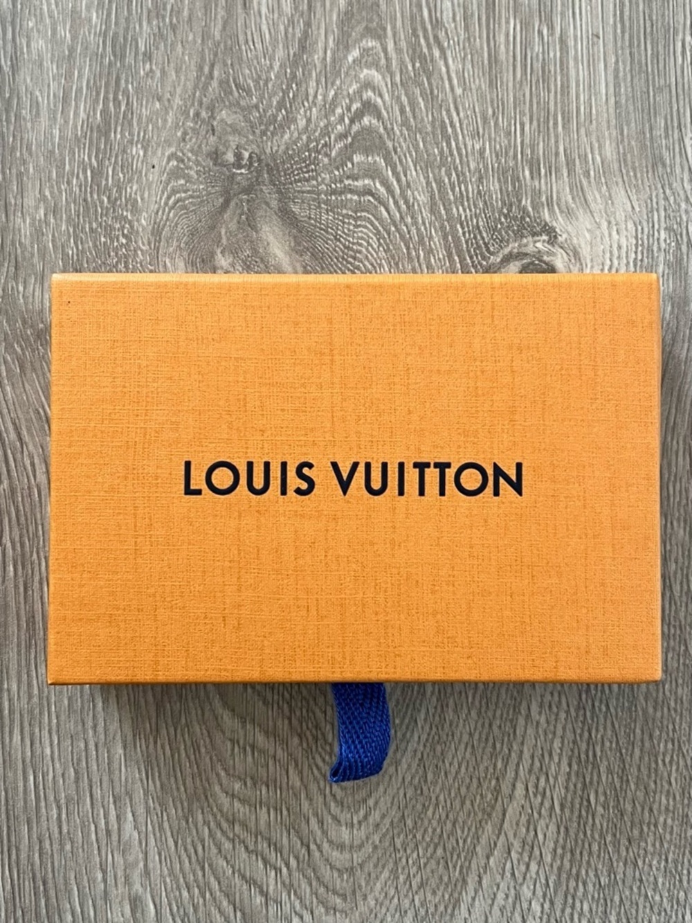 Louis Vuitton Box (BB72)